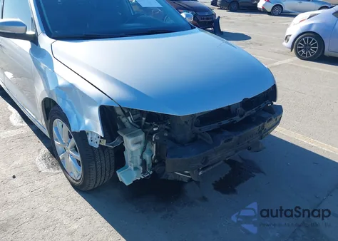 2012 Volkswagen Jetta 2.5L Se z USA, uszkodzony, nr VIN 3VWDP7AJXCM380086